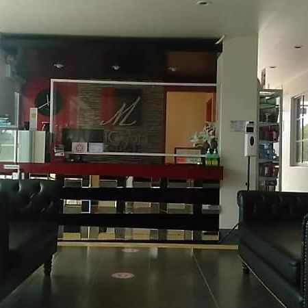 มิกาซา ลอดจ์ Hotel โกรอน ภายนอก รูปภาพ